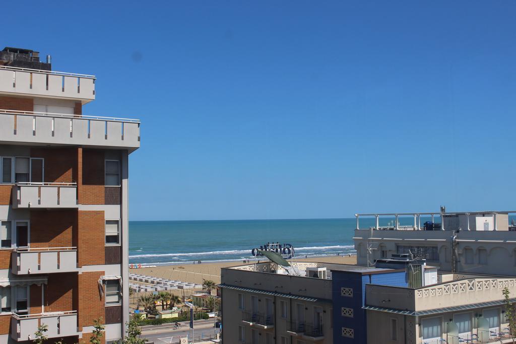 Hotel Lily Hotel 3*