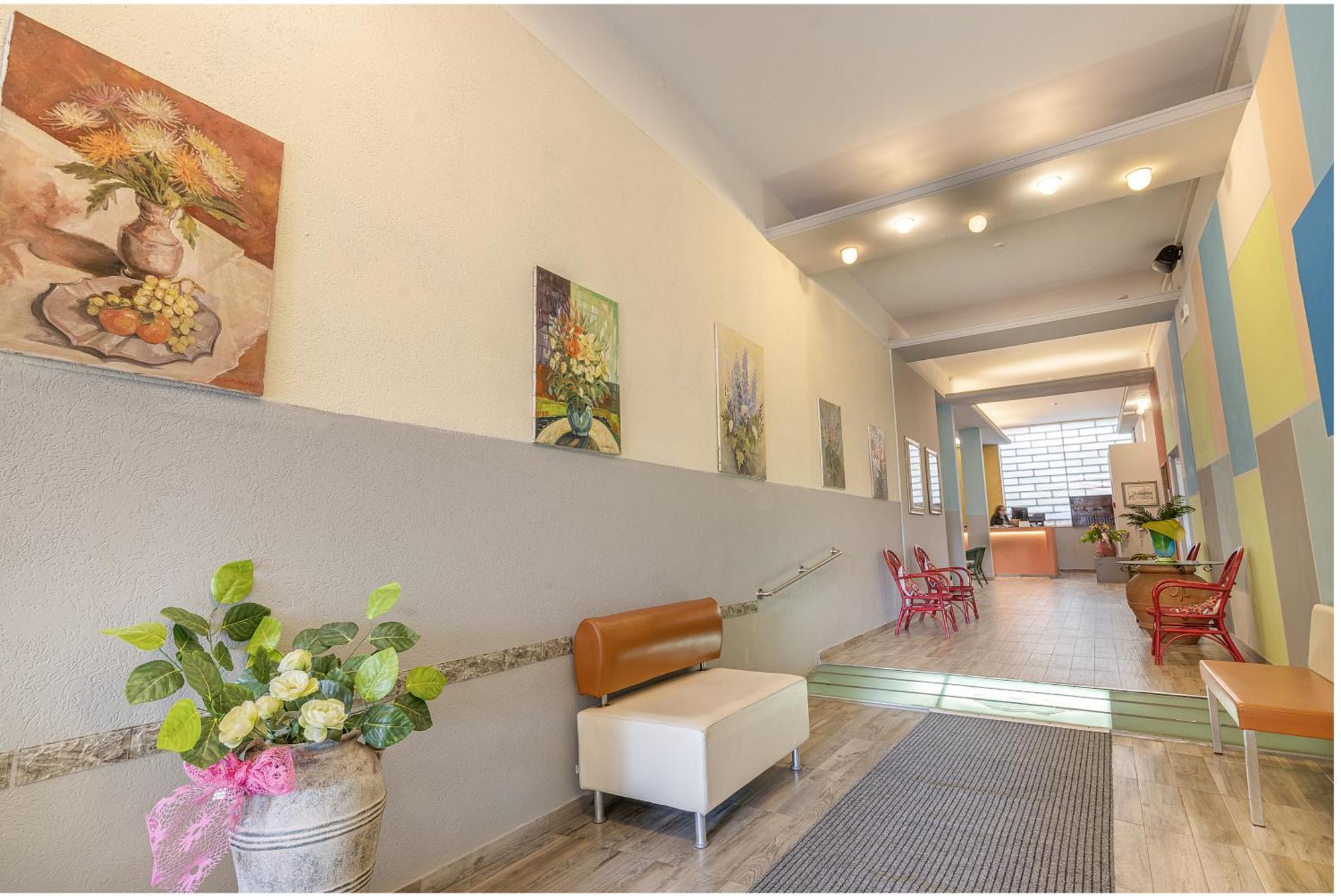Hotel Lily Hotel